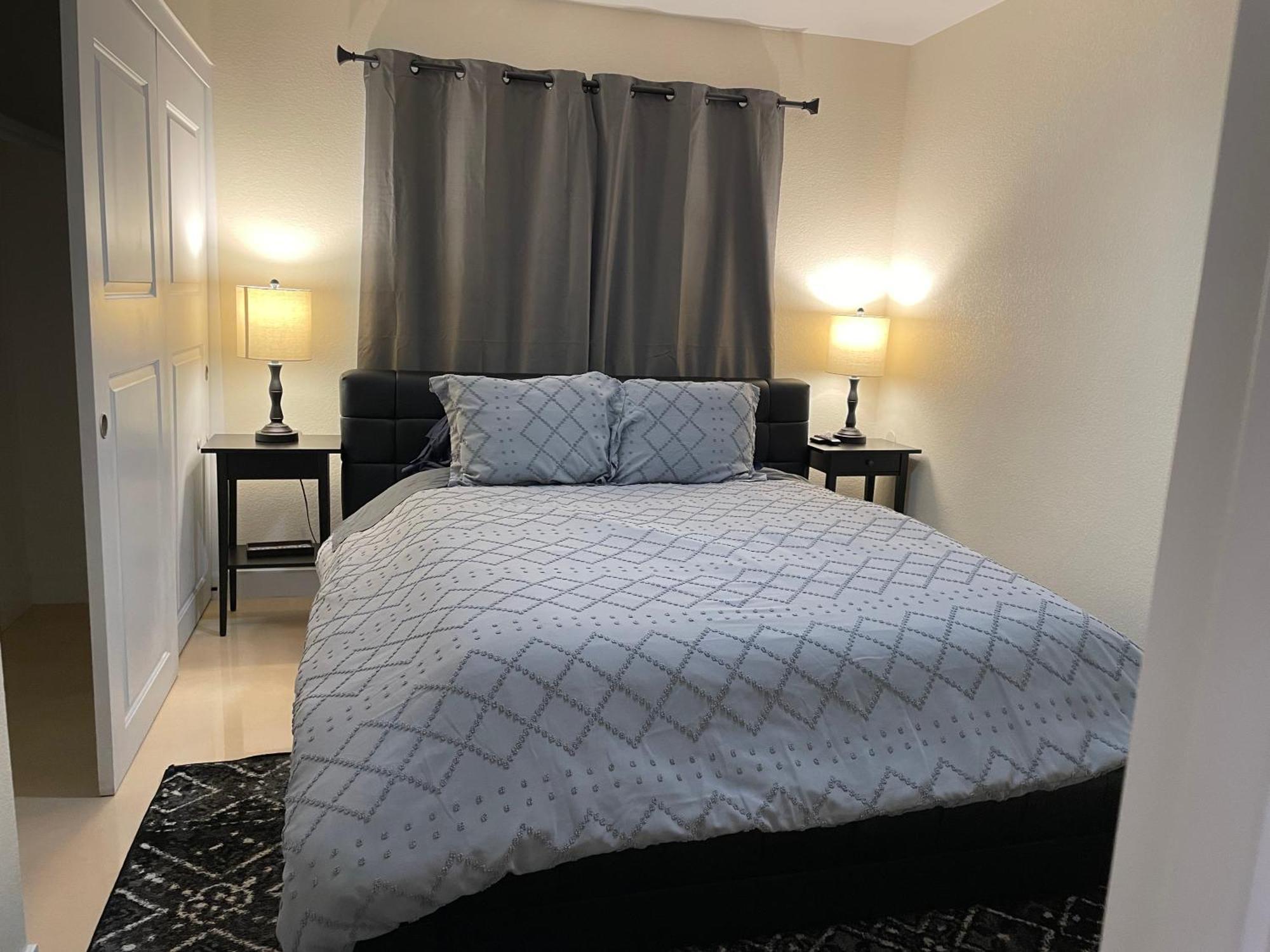 Newly Remodeled Family Friendly 3B/2B House Villa Henderson Ngoại thất bức ảnh